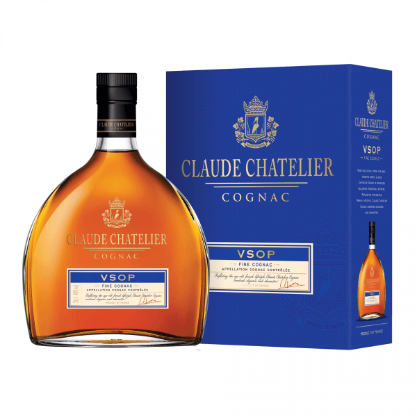 Cognac CLAUDE CHATELIER VSOP matured for at least 4 years, carafe in a case